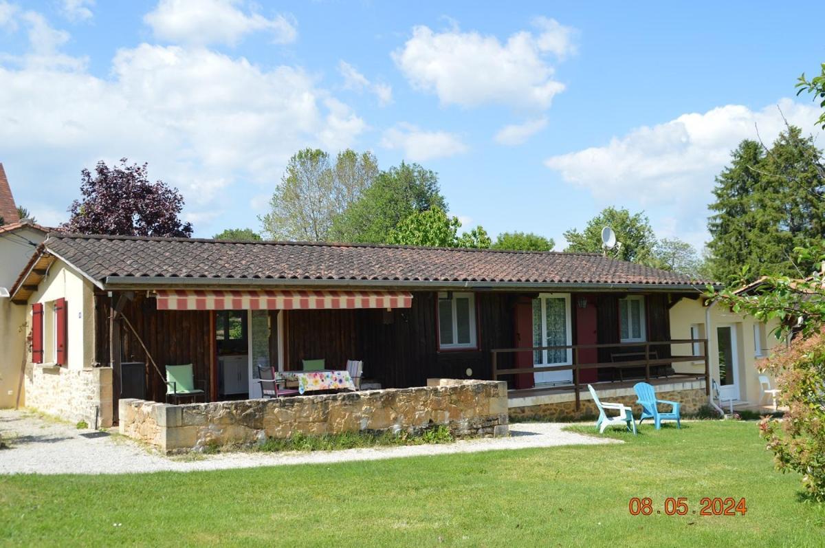 Le Chalet Des Contries Sarlat-la-Caneda Exterior photo